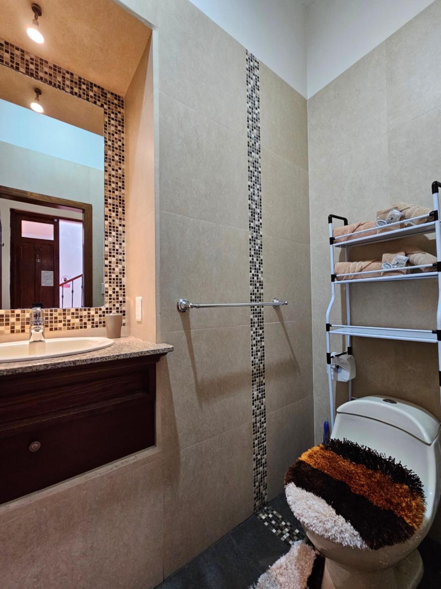 Casa Hibiscus Boutique Hotel กูเอ็งกา ภายนอก รูปภาพ