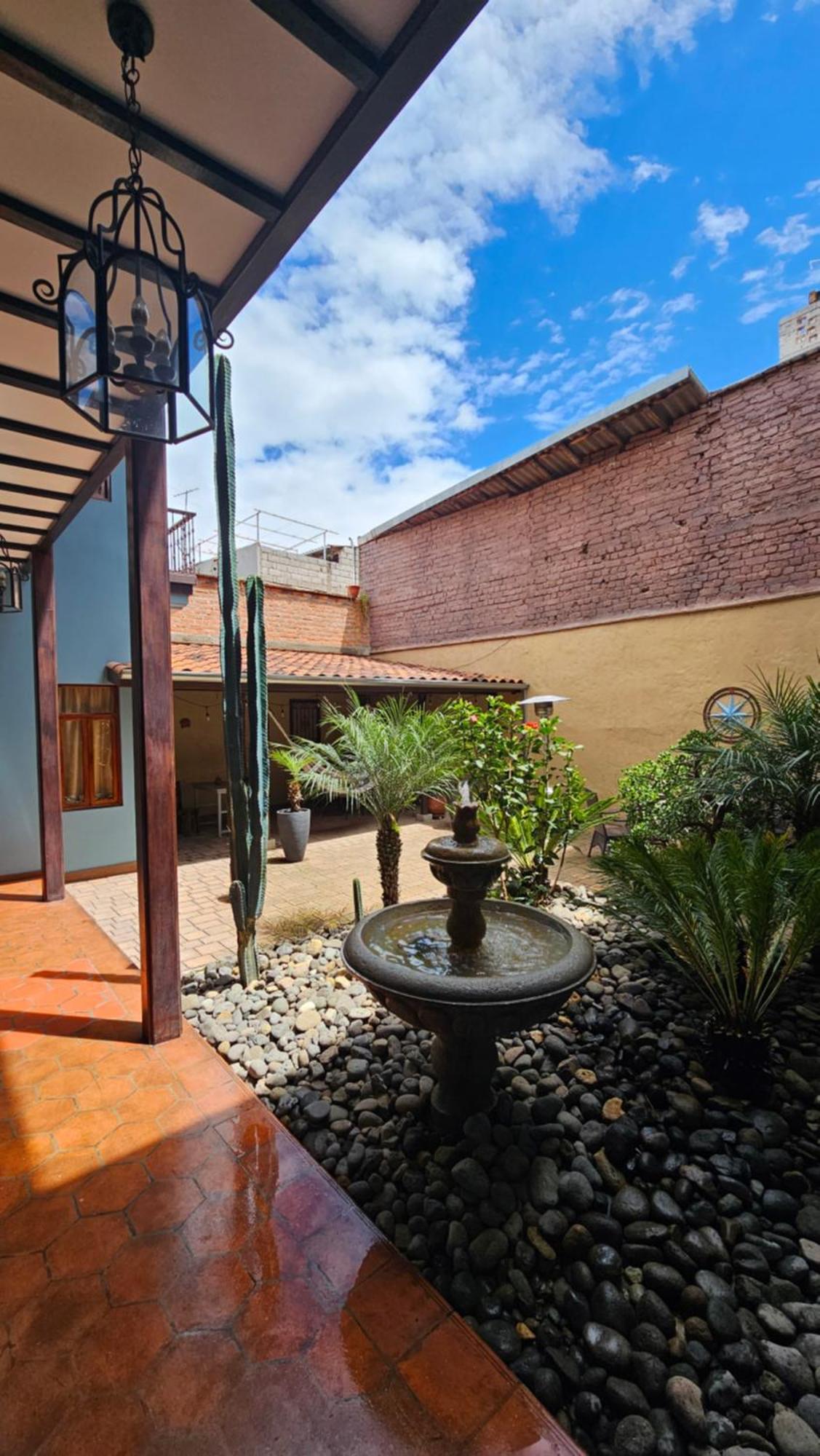 Casa Hibiscus Boutique Hotel กูเอ็งกา ภายนอก รูปภาพ